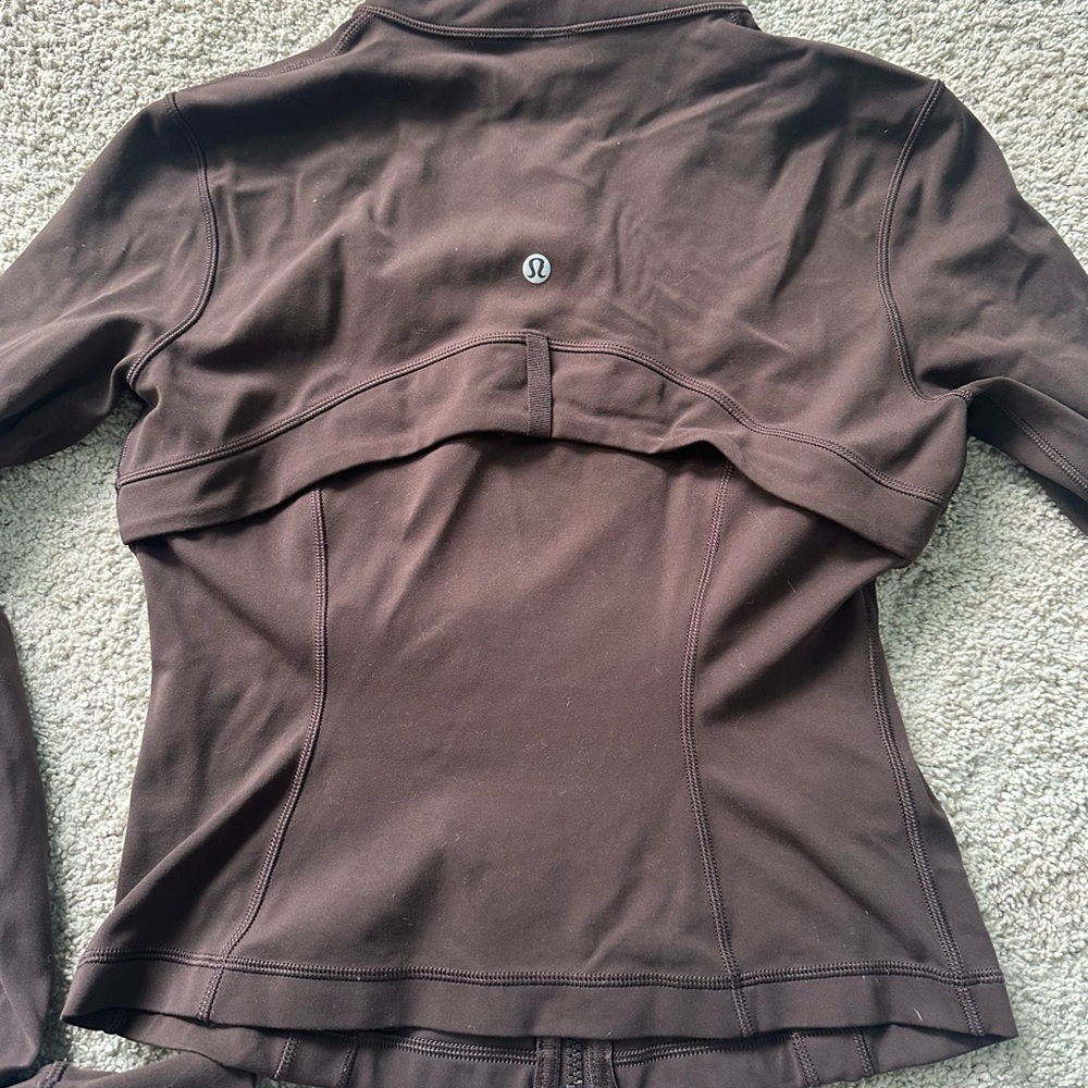lululemon athletica Women's Dark Brown align Jacket - Picture 2 of 4